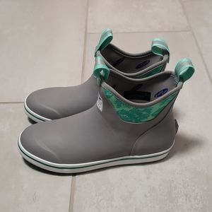 Womens Xtratuf boots